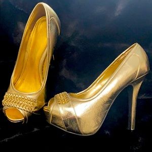 Women’s gold heels